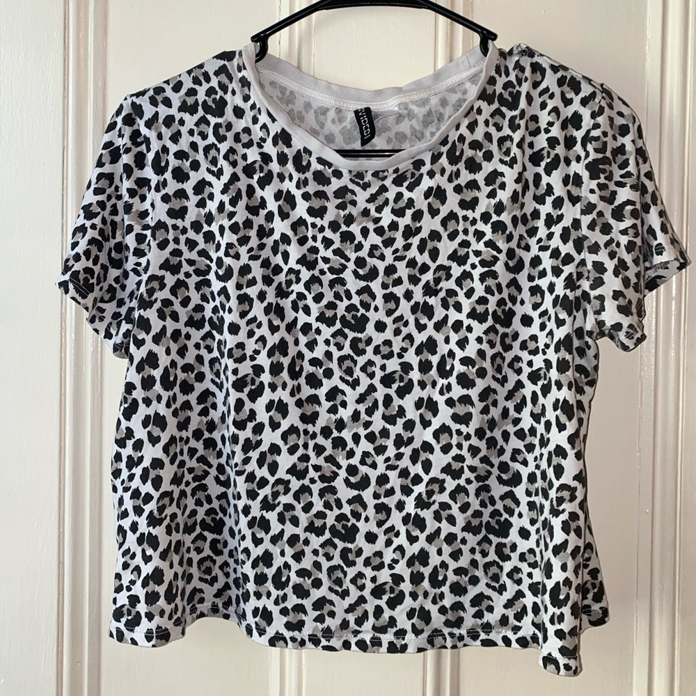 Cropped Tee